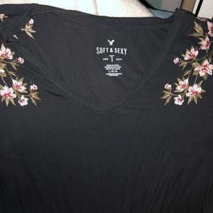super comfy soft and sexy American Eagle shirt